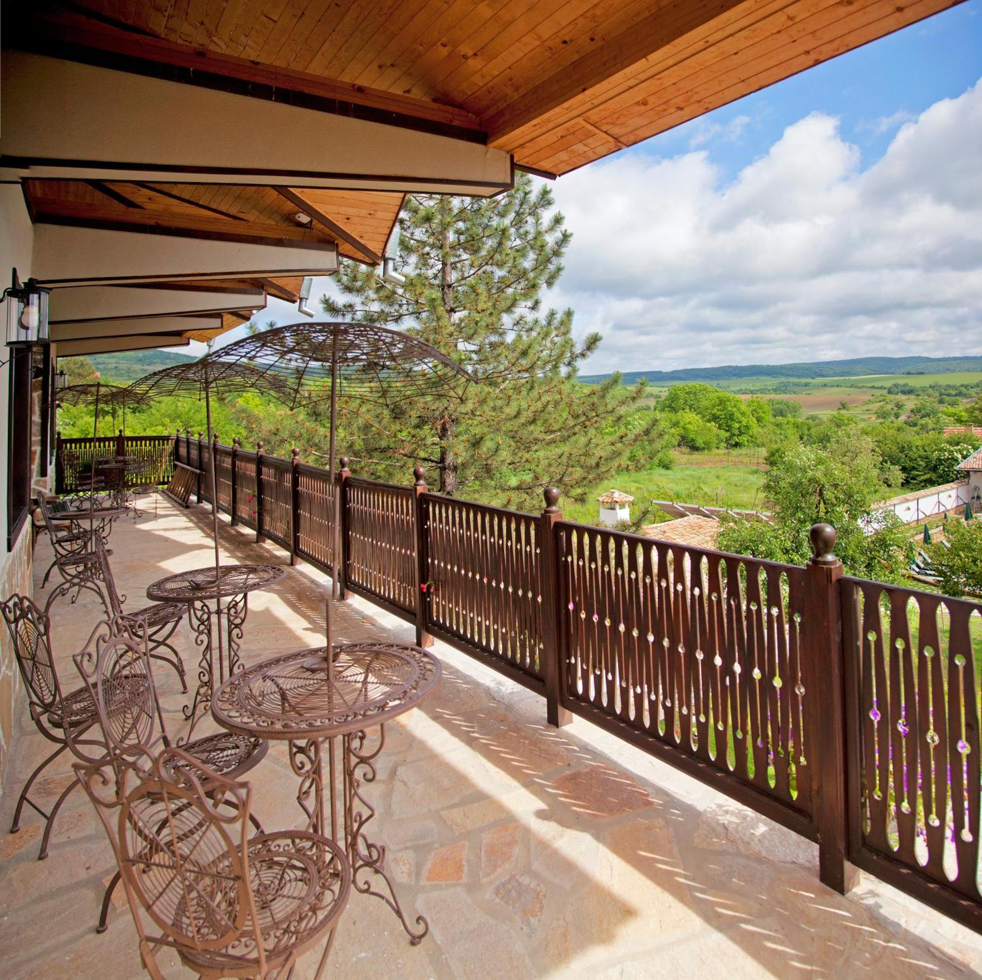 Villa Bulgara Eco Madara Exteriör bild